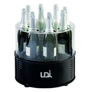 VITRINE REFRIGERADA CIRCULAR UDI P/BEBIDAS 8 GAR.