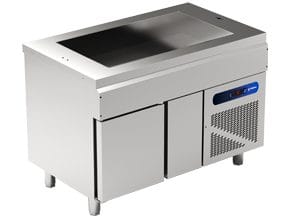 <p>Apresentamos a nossa linha de tabuleiros especialmente concebidos para manter e apresentar alimentos e bebidas à temperatura correcta